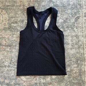 Athleta momentum tank